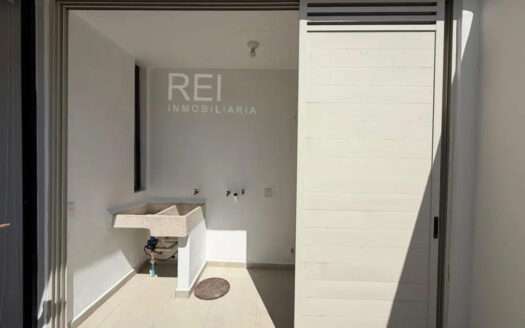 CASA EN VENTA PARQUES DE TESISTAN ZAPOPAN