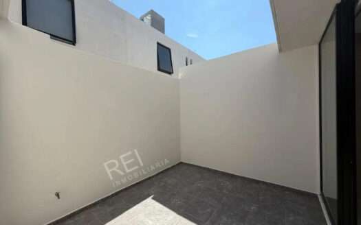 CASA EN VENTA PARQUES DE TESISTAN ZAPOPAN