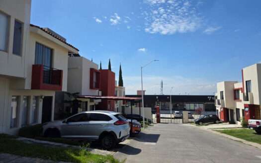 CASA EN VENTA LAS TERRAZAS TLAQUEPAQUE