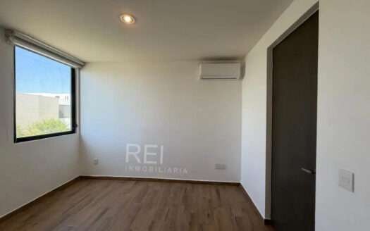 CASA EN VENTA PARQUES DE TESISTAN ZAPOPAN