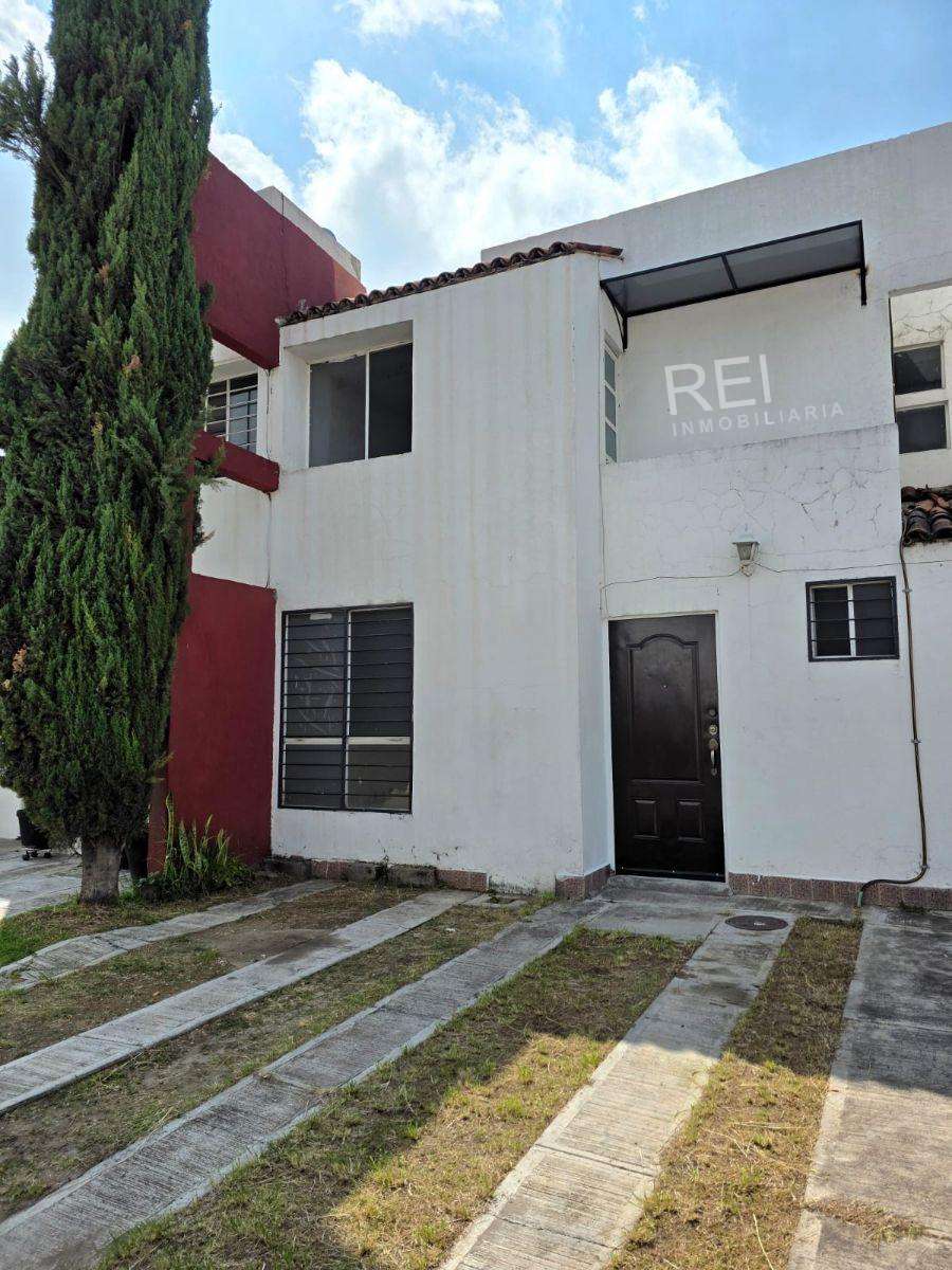 CASA EN RENTA ALTUS BOSQUES TLAJOMULCO