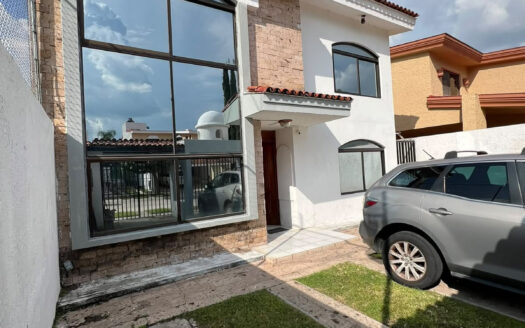 CASA EN VENTA EL PALOMAR TLAJOMULCO