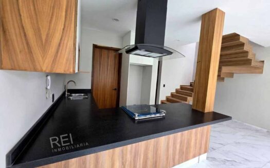 CASA EN VENTA LA PALMIRA ZAPOPAN
