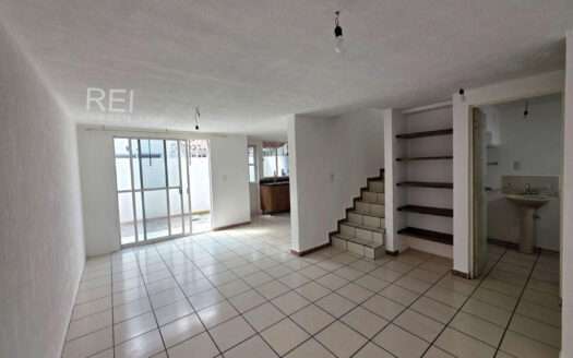 CASA EN RENTA ALTUS BOSQUES TLAJOMULCO