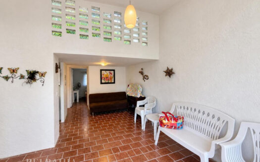 CASA DE UNA PLANTA CON EXCEDENTE EN VENTA IXTAPA PUERTO VALLARTA