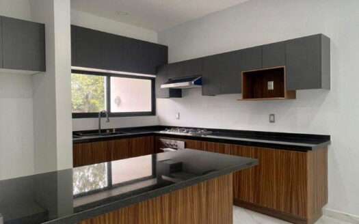 CASA EN VENTA SENDEROS DE MONTE VERDE TLAJOMULCO