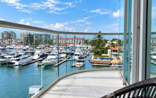 DEPARTAMENTO EN VENTA CONDOMINIO NAUTICO MARINA PUERTO VALLARTA