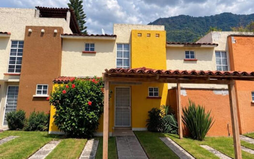 CASA EN VENTA CASA FUERTE TLAJOMULCO